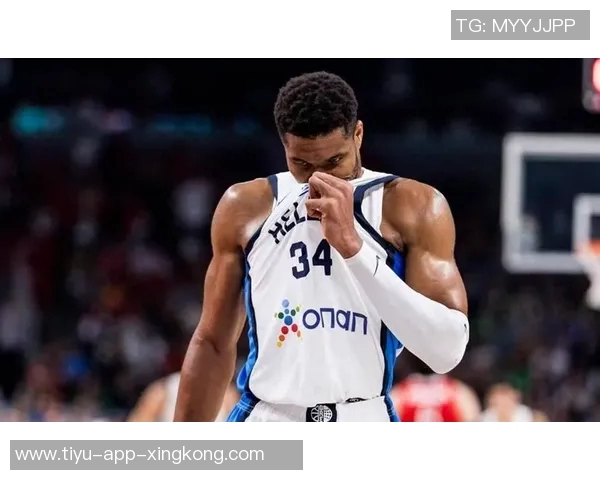 字母哥前场抢篮板未等犯规遭封盖最终绝杀瞬间令人唏嘘不已